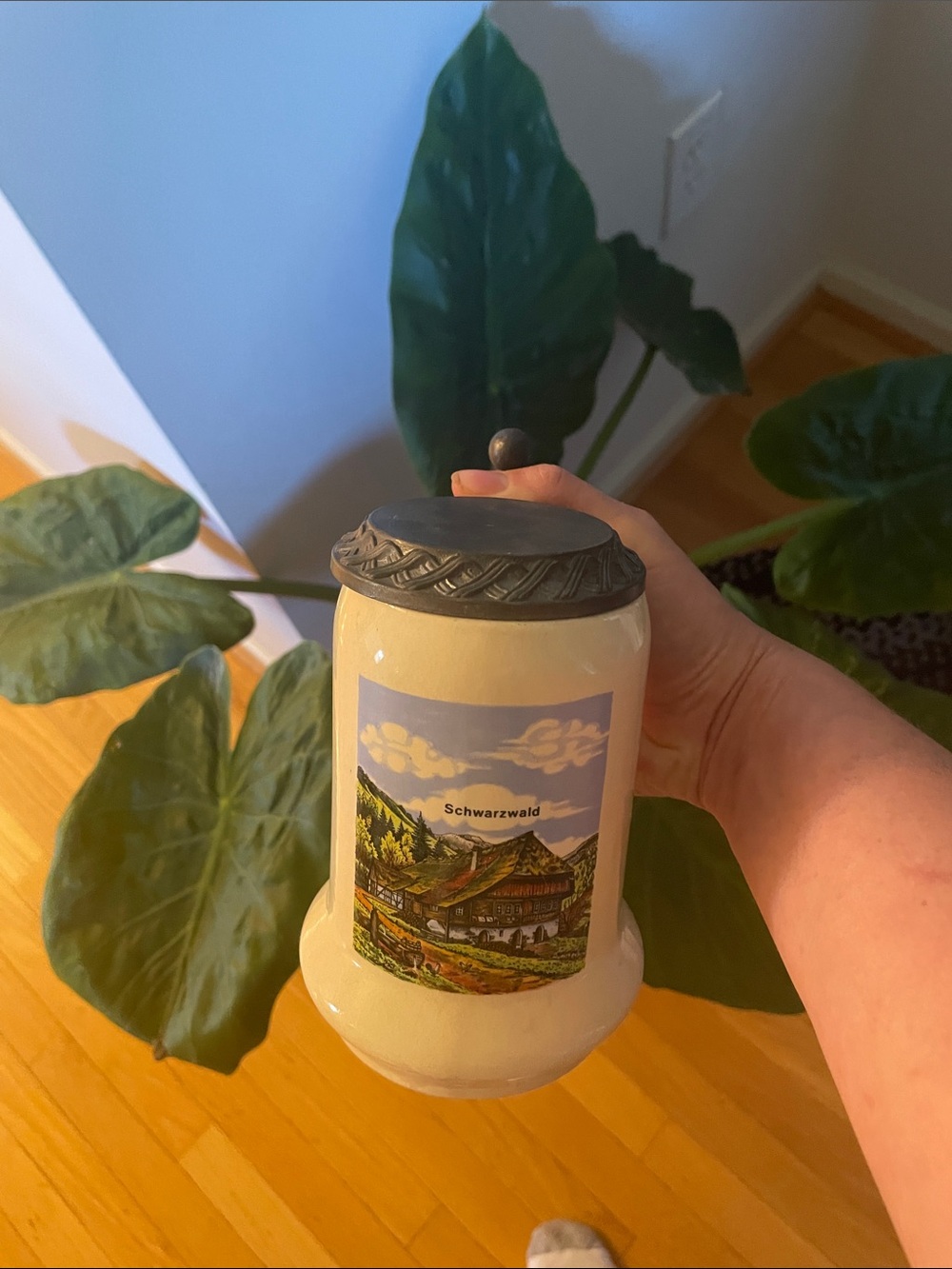 v i n t a g e :Schwarzwald Ceramic Beer Stein with Pewter Lid - Cream vintage